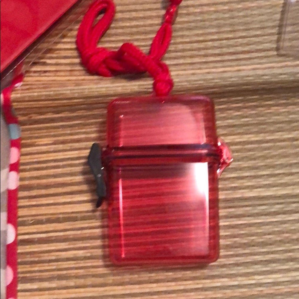 Beach bag 5 piece set - Never been used!!! - Picture 2 of 5